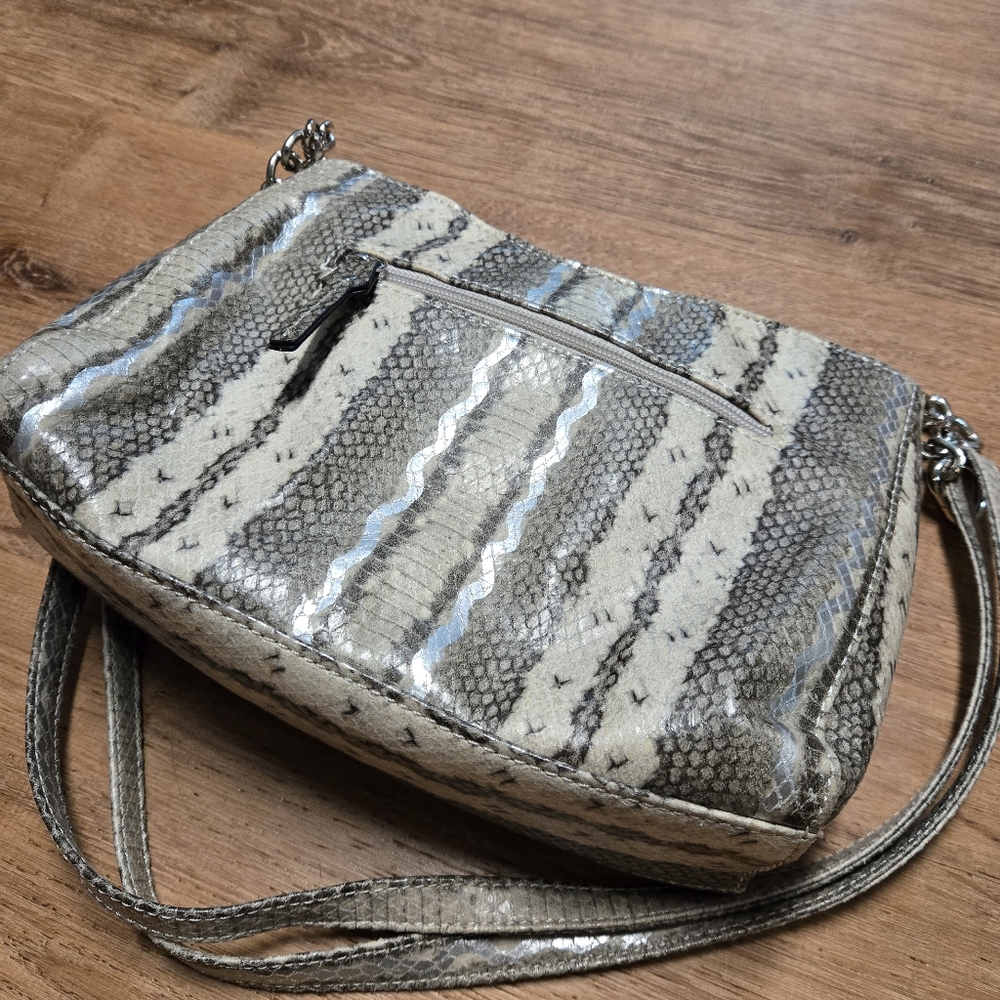 Nicole Miller Cream and Gray Snake Skin Print Shoulder Bag - Picture 5 of 7